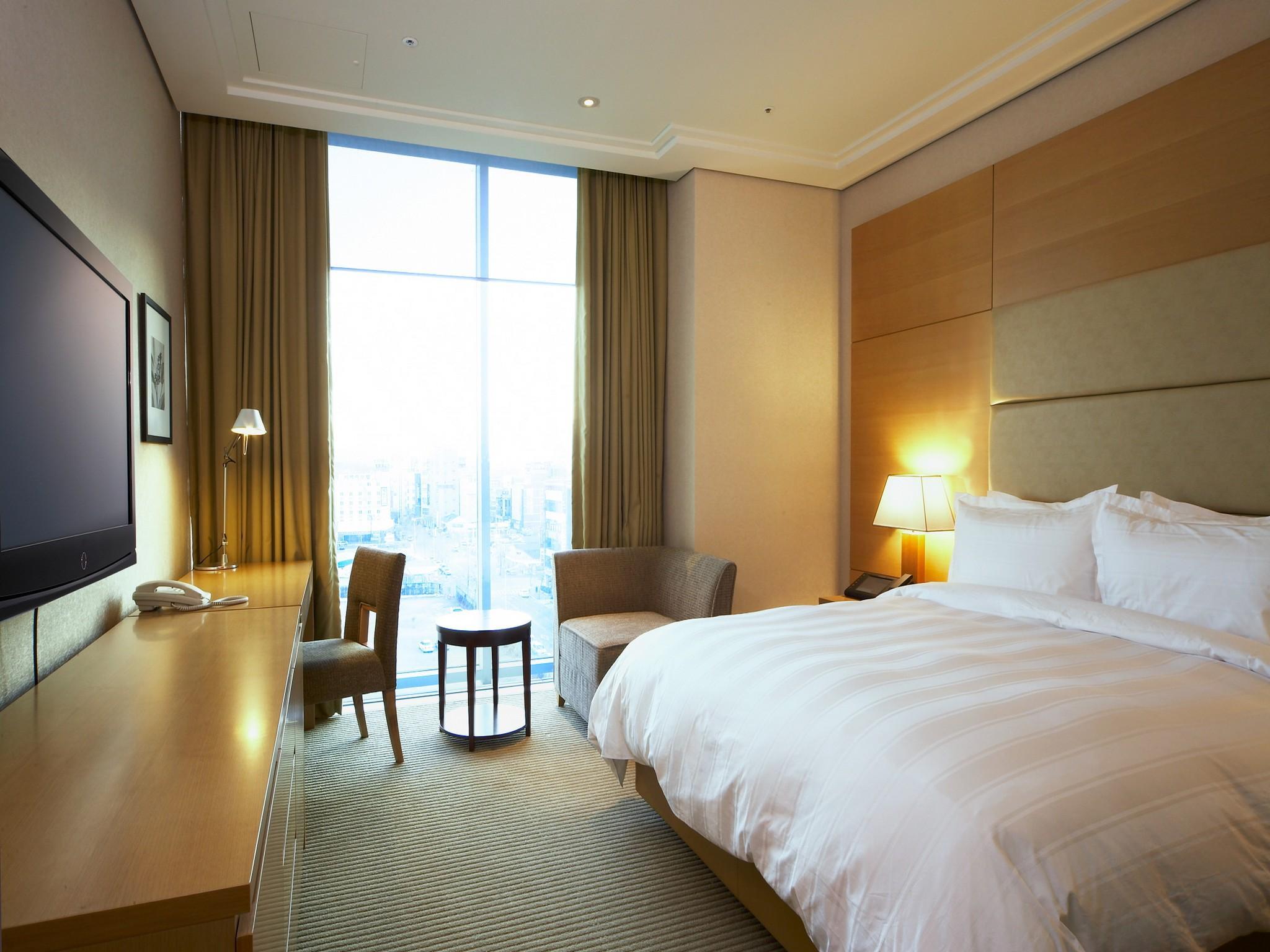 Hotel Ramada Plaza By Wyndham Gwangju Gwangju Metropolitan City Exterior foto