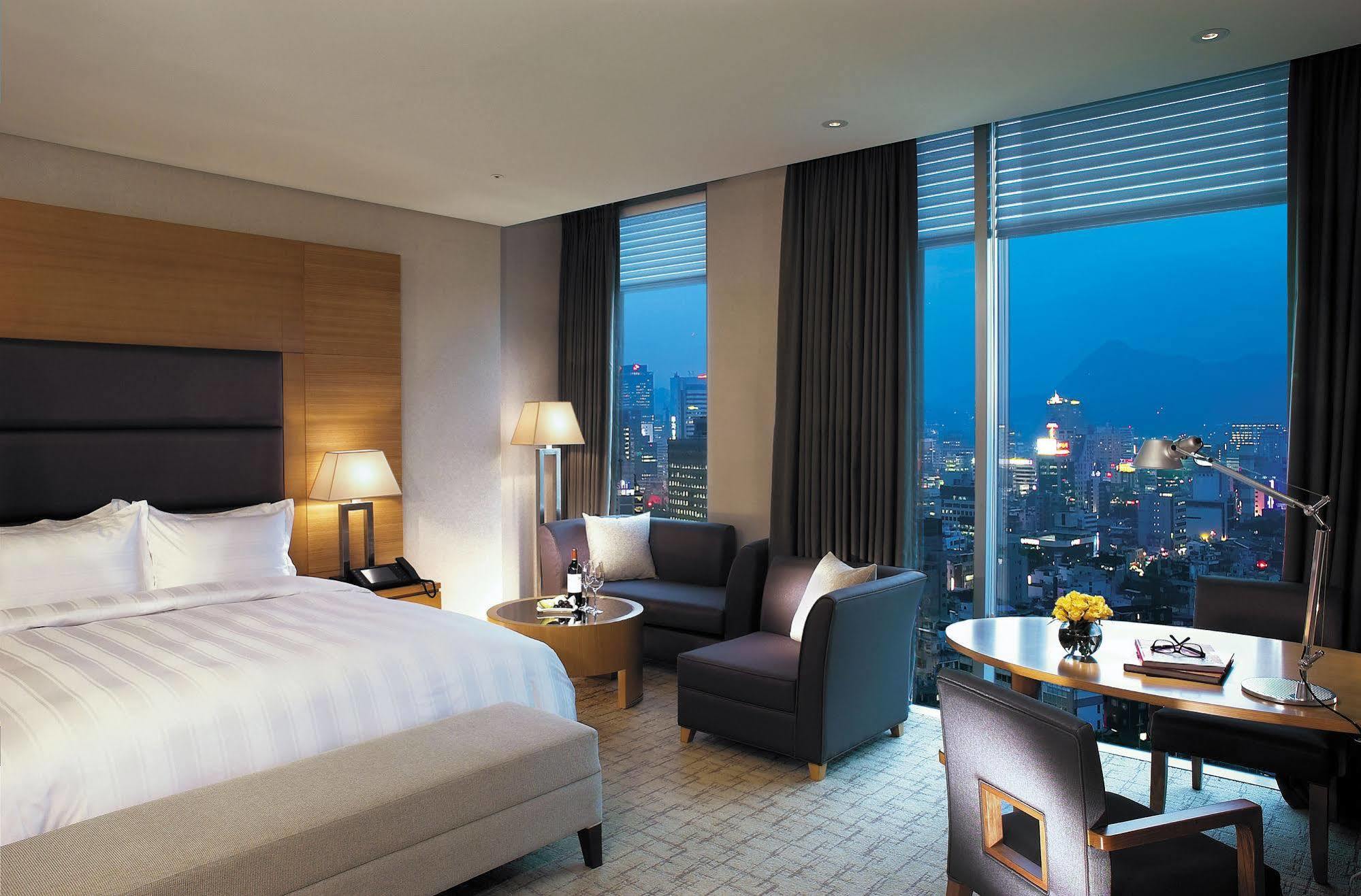 Hotel Ramada Plaza By Wyndham Gwangju Gwangju Metropolitan City Exterior foto